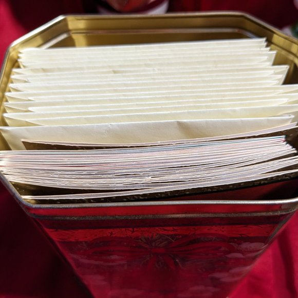 Wonderful Tall Tin  13 Assorted Christmas Cards And 15 Envelopes Made In England - Picture 7 of 11